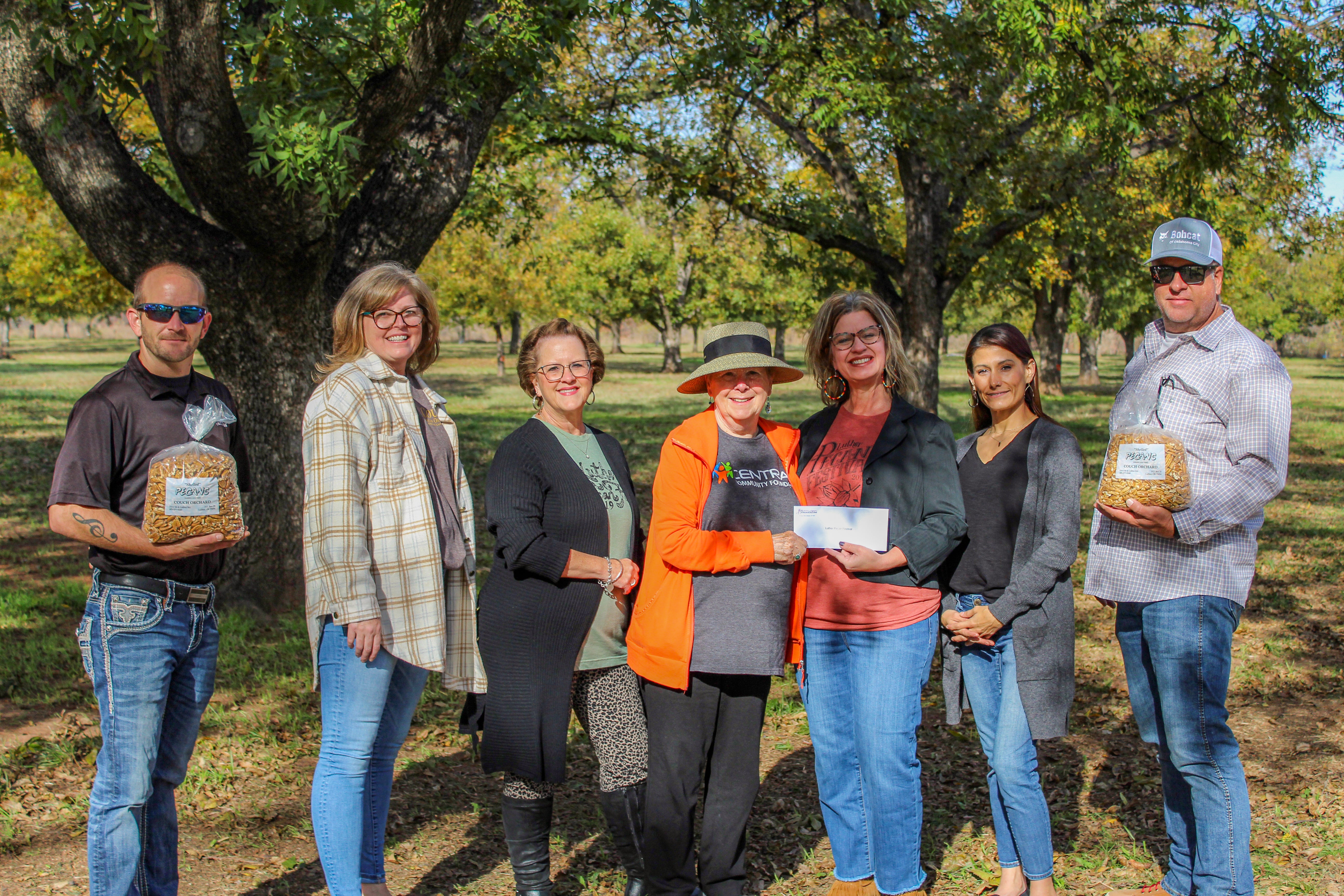 (From left to right) Josh Smith, Jimmi Roach, Tami Delozier, Peggy Wolfe, Dawn Shelton, Teri Stroud, Mark Stroud.