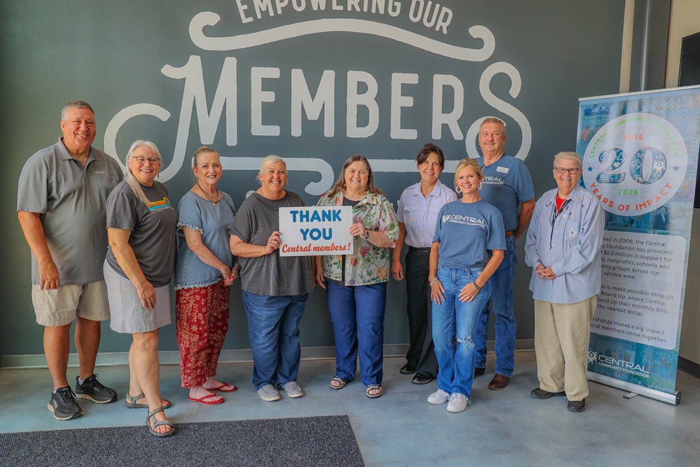 Right Photo from left to right: Central Community Foundation board members Steve Jones, Donna Dollins, Gretchen Harlow, Payne County Youth Services’ executive director Janet Fultz, and Community Relations Director Angie Freeny, foundation board members Amber Tytenicz, Lyndee Strader, Tracy Avers and Judy German.